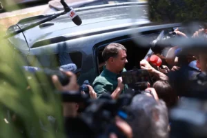 flavio-visita-bolsonaro3